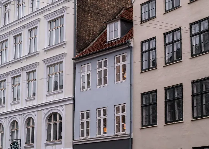 The Little Blue House 2 By Daniel&jacob's